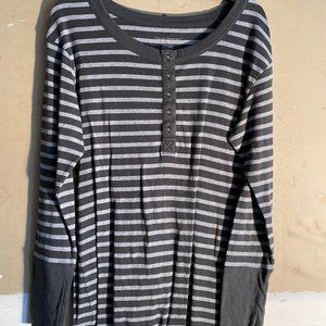 Liz Lange Maternity Thermal long sleeve Sz XXL